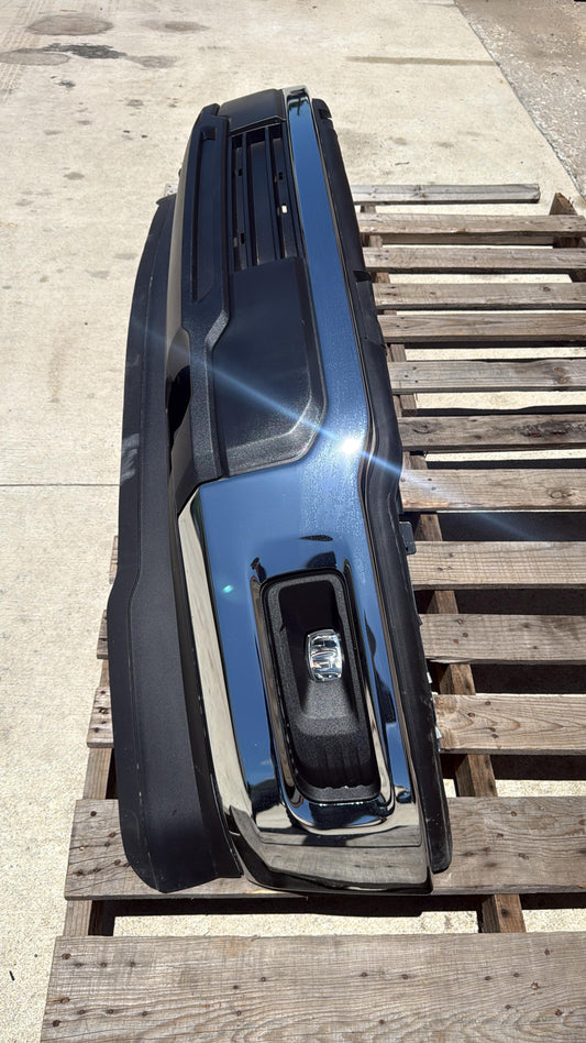 Front Bumper 2024-2026 Ford F-150 – OEM Complete Assembly